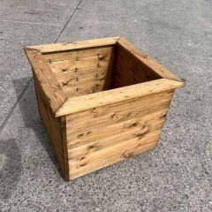 Charles Taylor Extra Large Planter