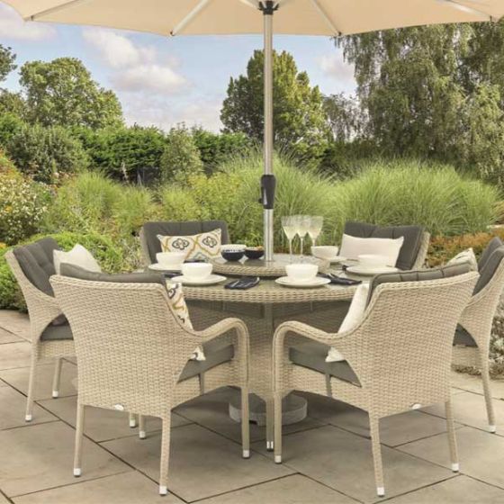 Bramblecrest Cherington Seat Dining Set W 140cm Round Table