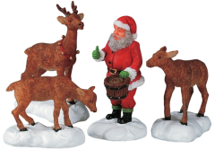 Lemax Santa Feeds Reindeer, Set Of 4