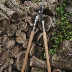 Kent and Stowe Wooden Bypass Loppers